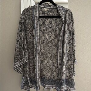Max Studio Black and White Paisley Kimono